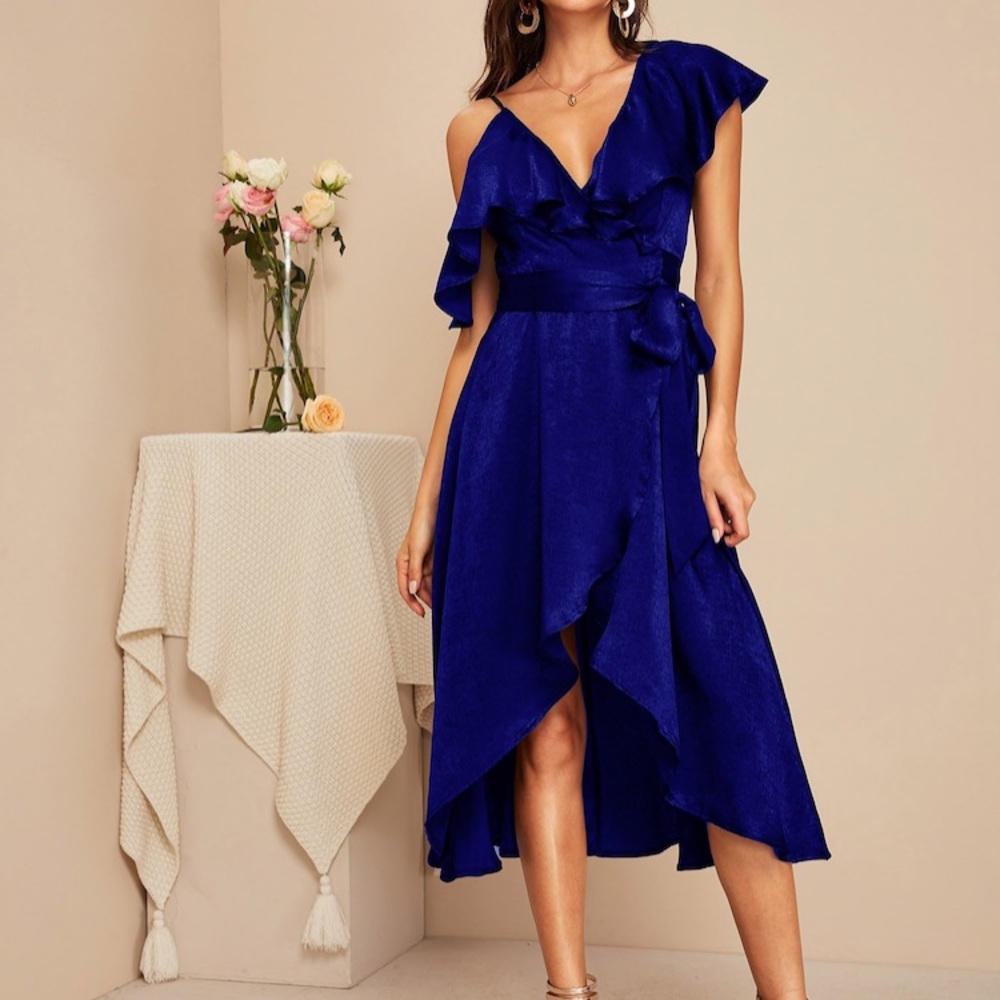 Gorgeous royal blue party dress